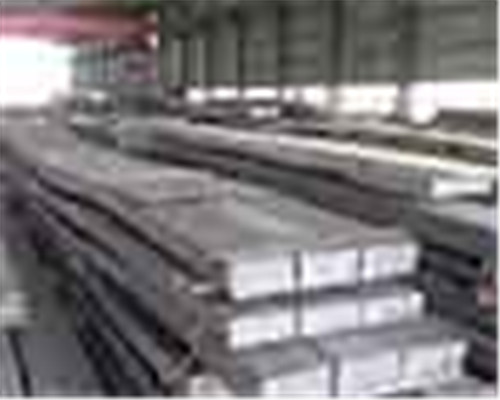 太原利鵬偉業(yè)商貿(mào)有限公司為您分享如何使中厚板表面更加平整？